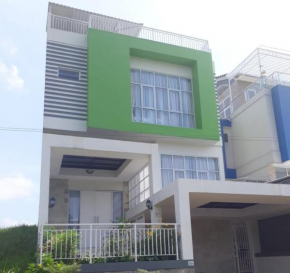 Hotels in Bogor